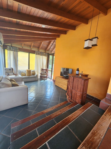 Hermosa Casa En Alquiler Con Pileta Para 6 Personas
