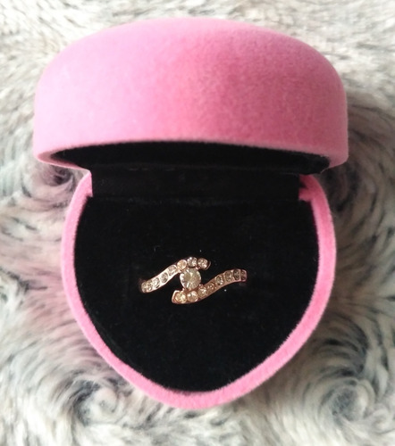 Imagen 2 de 4 de Hermoso Anillo Baño Oro 18k Cristales Talla 8 Nuevo En Stock