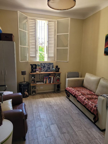 4 Ambientes Con Patio Y Cochera