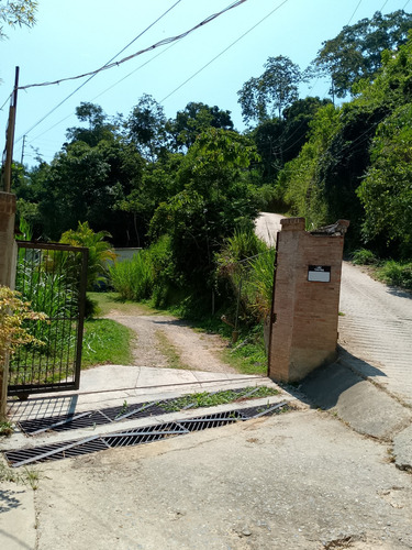 Se Vende Terreno En La Unión El Hatillo 725m2