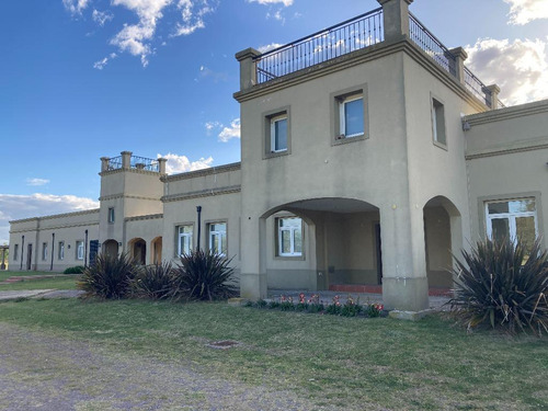 Hermoso Lote En Barrio En Etapa I De Comercialización, Con Inmejorable Ubicación , En Zona Rural Y D