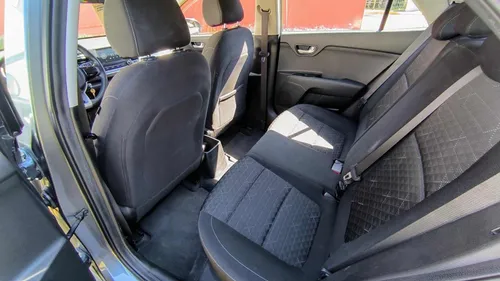 Kia Rio 1.6 Lx Hatchback Mt