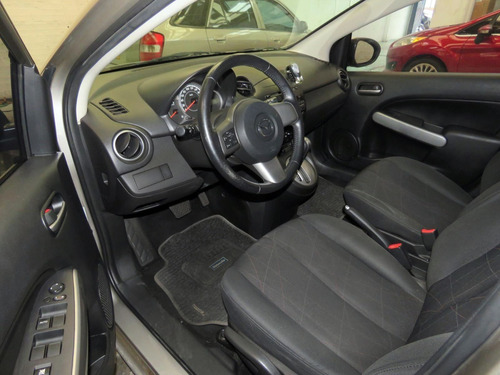 Mazda 2 1.5 Aut2014 Hkn022