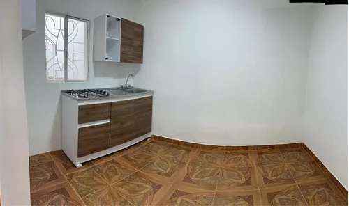 Casa En Popayan Barrio Cadillal , Como Nueva 4 Habitaciones, Dos Baños , Sala , Comedor ,patio , Lugar De Ropas En Segundo Piso.