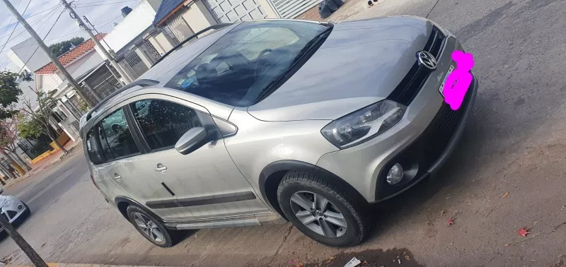 Volkswagen Suran Cross Highline 8v