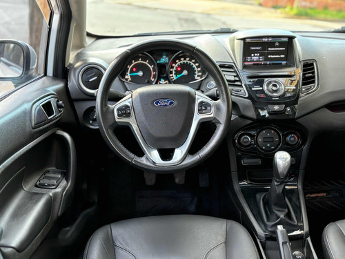 Ford Fiesta Kinetic 2013 1.6 Design 120cv Titanium