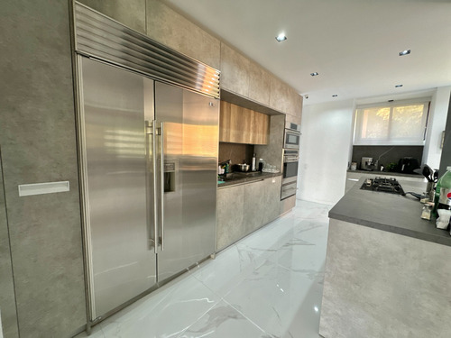 Ph De Lujo Lomas De La Alameda 480 M2