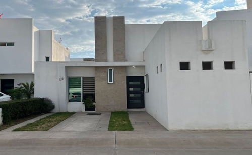 Hermosa Casa En Av. Horizontes 1