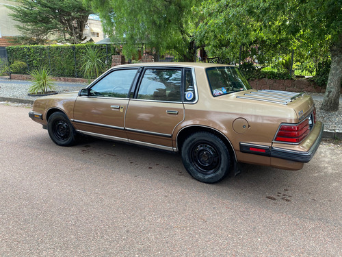Auto Clásico Pontiac Brown V6
