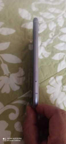 Apple Iphone 11 (64 Gb) - Morado - Perfecto Estado Morado (Usado)