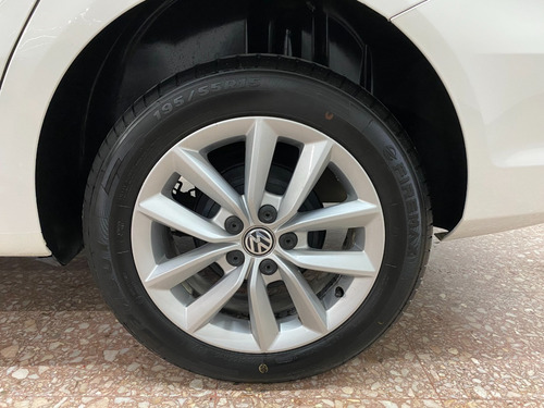 Imagen 12 de 16 de Volkswagen Suran 1.6 Trendline 2016
