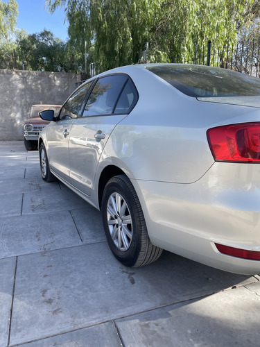 Volkswagen Vento 2.0 Advance I 110cv