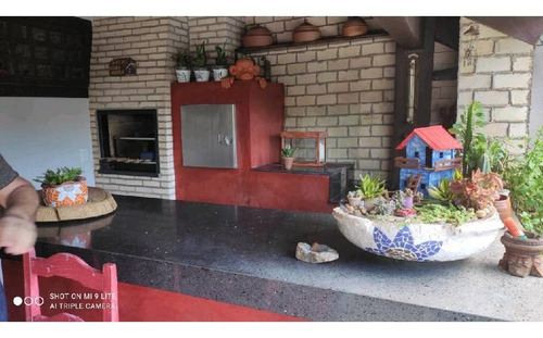 Imagem 28 de 30 de Linda Casa Com Piscina No Santa Rosa! - 22339