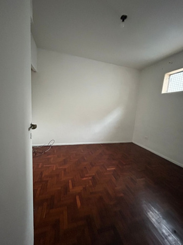 Departamento En Venta En Haedo Centro Norte 3 Ambientes Frente A La Estación De Haedo