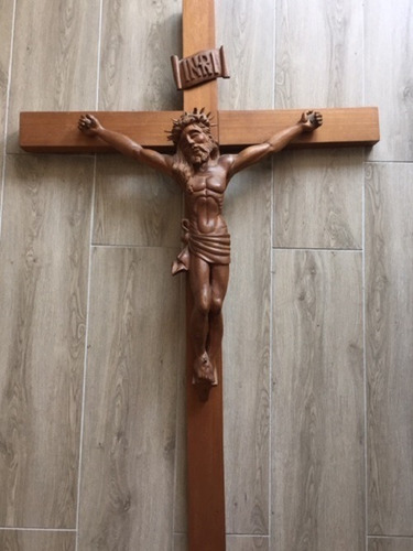 Cristo Tallado En Madera (obra De Arte)