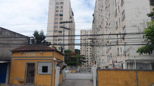 Alugo Ou Vendo Apto , Com 70 M² Vista P Cristo Redentor.