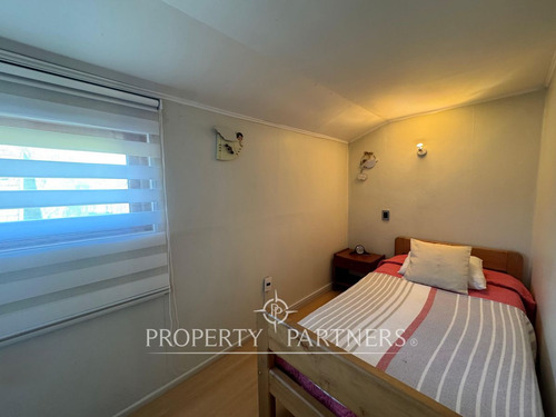 Cómoda Y Amplia Casa En Venta, Lomas De Mirasur.