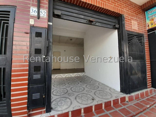 Local Comercial En Alquiler En Barquisimeto Zona Centro Posee 30m2 Con Santamaria Y Todo Lo Basico! Cod 25 6543 Comunicate Soy Gabi Irastorza