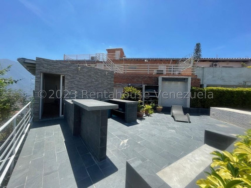 23-30160 Venta Hermosa Casa, Completamente Remodelada Y Decorada Con Muy Buen Gusto