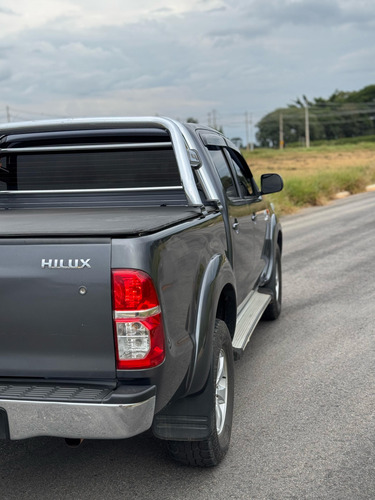 Toyota Hilux 2.7 Sr Cab. Dupla 4x2 Flex Aut. 4p