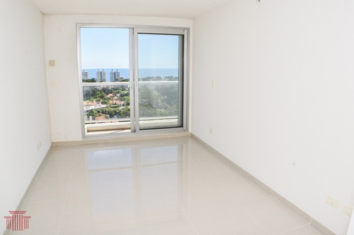 Avenida Roosevelt - Edificio Nuevo - Ref: 10880