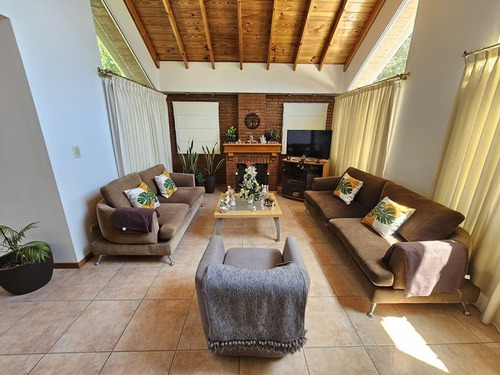 Chalet Perimetral - Barrio Exmalibu-3 Dorm En Suite -5 Baños