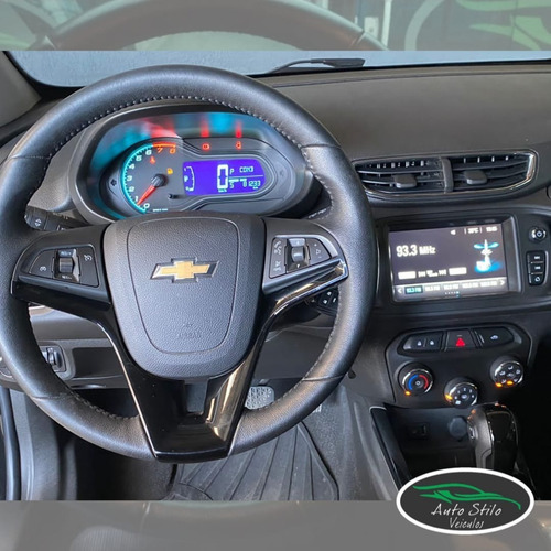 Imagem 5 de 10 de Chevrolet Onix Ltz