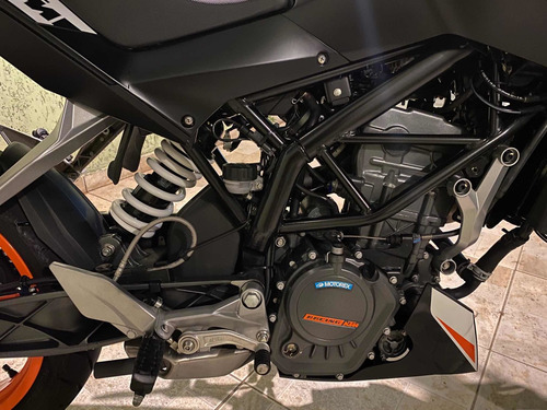 Imagem 8 de 13 de Ktm Duke 200