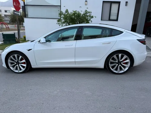 Tesla Model 3 2019 Performance Interior Blanco 83k Km