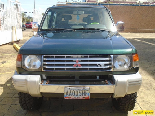 Mitsubishi Montero Dakar 4x4 - Sincronica