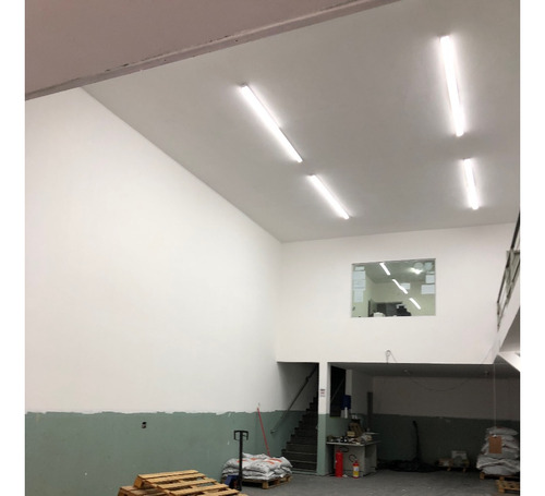 Prédio De 3 Andares Com Galpão Intermediário Comercial