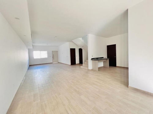 Casa En Venta En Los Doctores, Lerdo, Durango