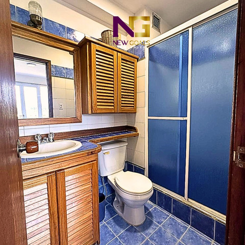 Conj. Resid. Palma Real En Casas Del Sol. Playa Moreno. Isla De Margarita