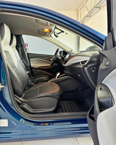 Chevrolet Onix 1.0t Hb Premier At