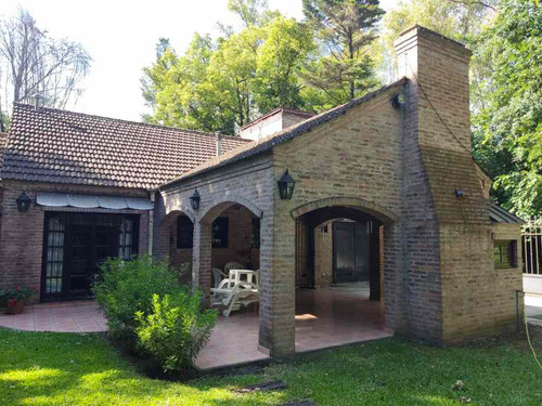 Chalet En Venta En Parque Leloir