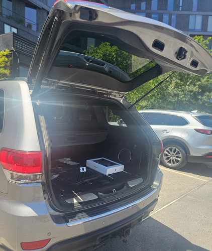 Jeep Grand Cherokee 3.6 Limited Lujo V6 4x2 At