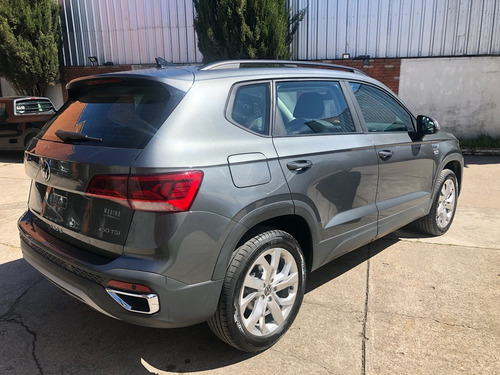 Imagen 3 de 8 de Volkswagen Taos