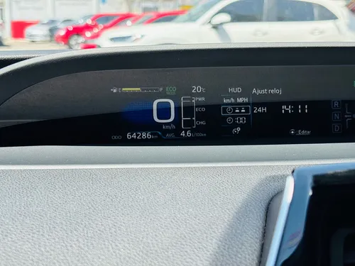 Toyota Prius 1.8 Premium Cvt