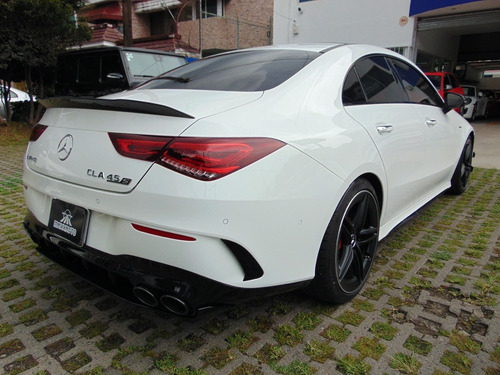 Imagen 5 de 15 de Mercedes Benz Clase Cla 45 S Amg 2021 Blanco