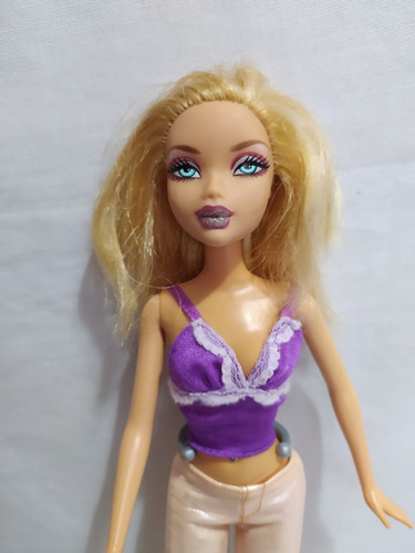 Kennedy Con Arete En El Ombligo Con Detall My Scene Mattel (Usado)