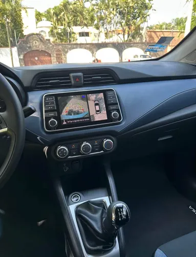 Nissan Versa 1.6 Advance Mt