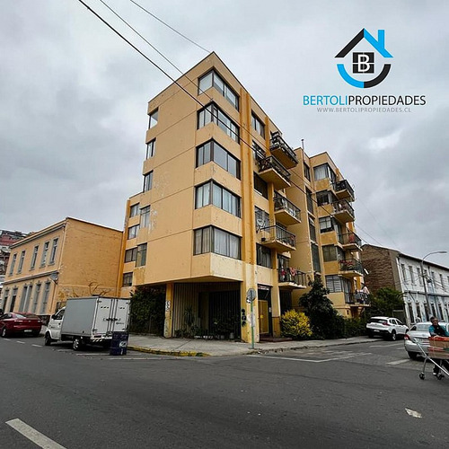 Arriendo Dpto En Calle Rodriguez Con Chiloé Valparaíso 