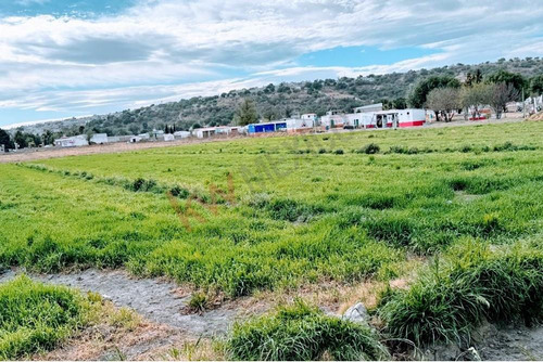 Kw Vende Terreno Logístico De 10,962 M2 En Av Castera/zona Aifa