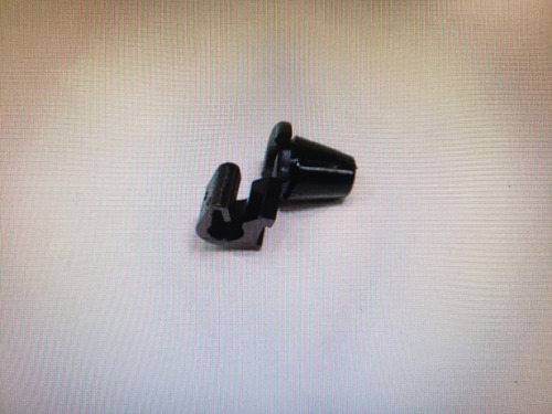 Grapa Para Cofre Original Fiat 7739088 Presilha