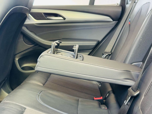 BMW X3 2.0 sDrive20iA At