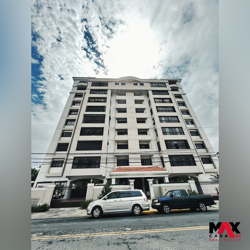 Imagen 24 de 30 de Lujoso Apartamento En Venta En El Centro De Piantini 400m2