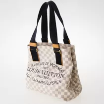 Una cartera roja y marrón dice LOUIS VUITTON con iniciales 'LV', Medidas:  40cm de largo x 22 cm de a