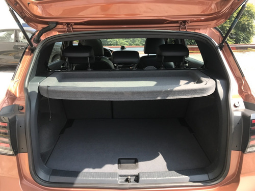 Imagen 8 de 13 de Volkswagen T-cross 1.6 Highline At 2020
