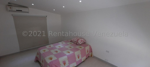 Jose Carrillo If Vende Casa En Los Chorros Mls #25-16550