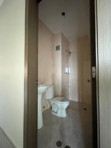 Res Titanium Suite, Mañongo